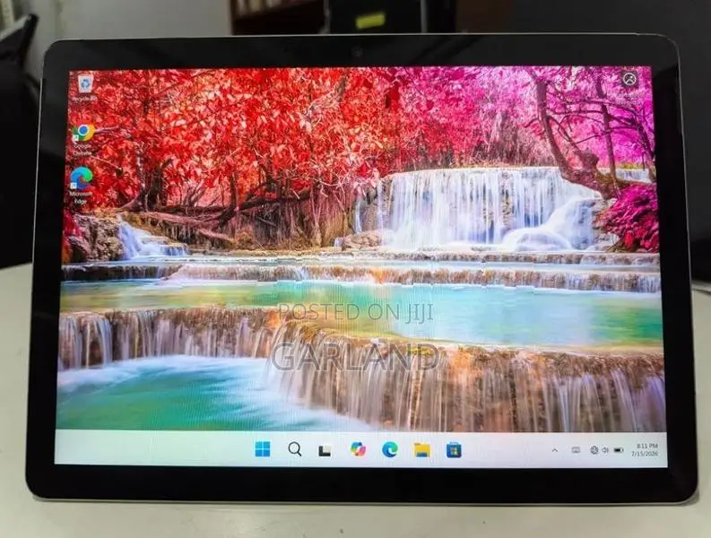 MICROSOFT Surface Go 2 Windows Tablet-Japan