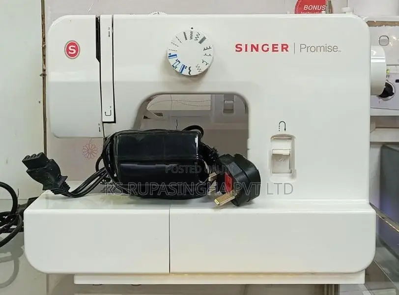 Singer Portable Machine