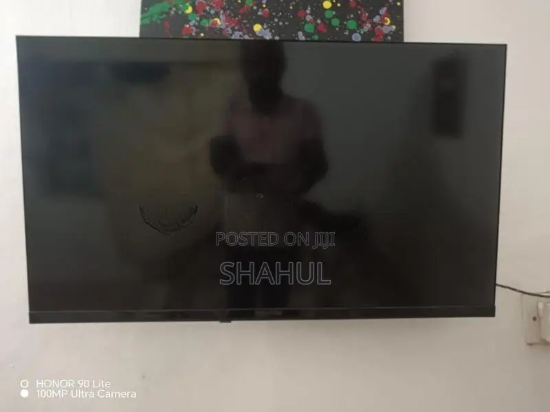 Geepas LED WIFI Android TV 32 Inch