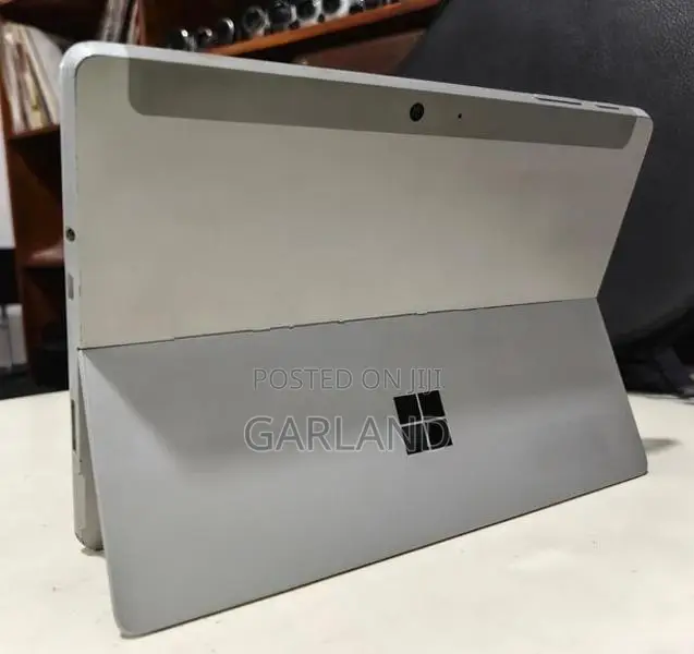 MICROSOFT Surface Go 2 Windows Tablet-Japan