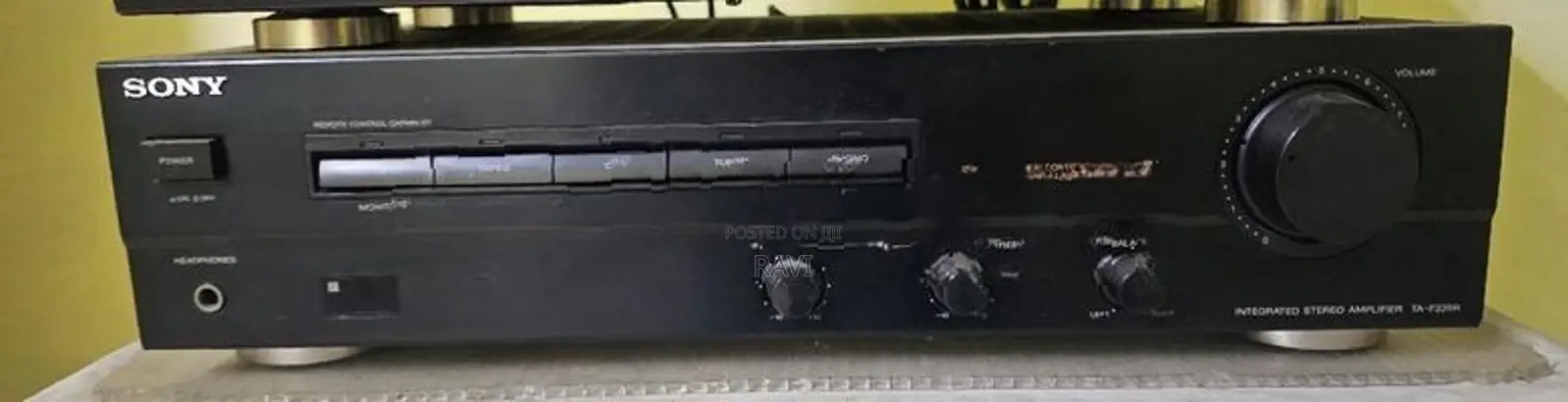 SONY integrated stereo Aplifier (Japan)