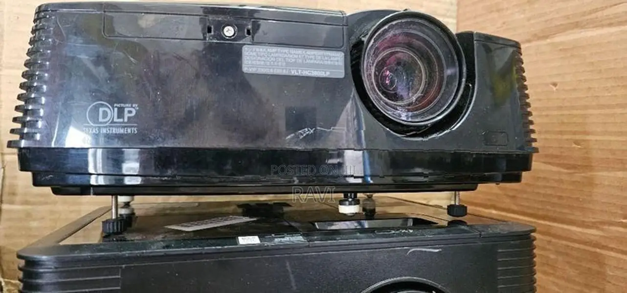 mitsubishi Full HD 3D projector