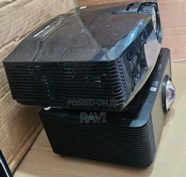 mitsubishi Full HD 3D projector