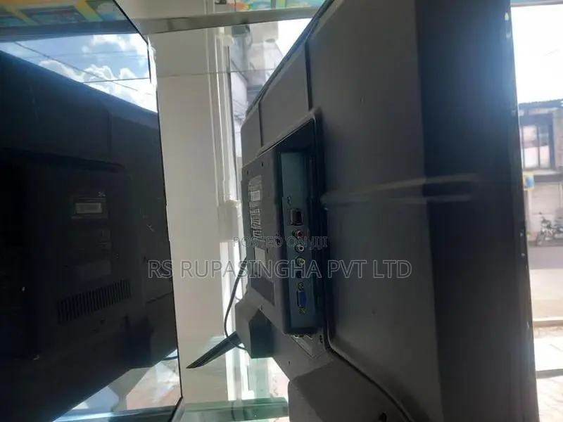 JVC 32 LED TV