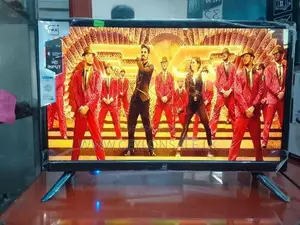MX+ 24 Inch TV