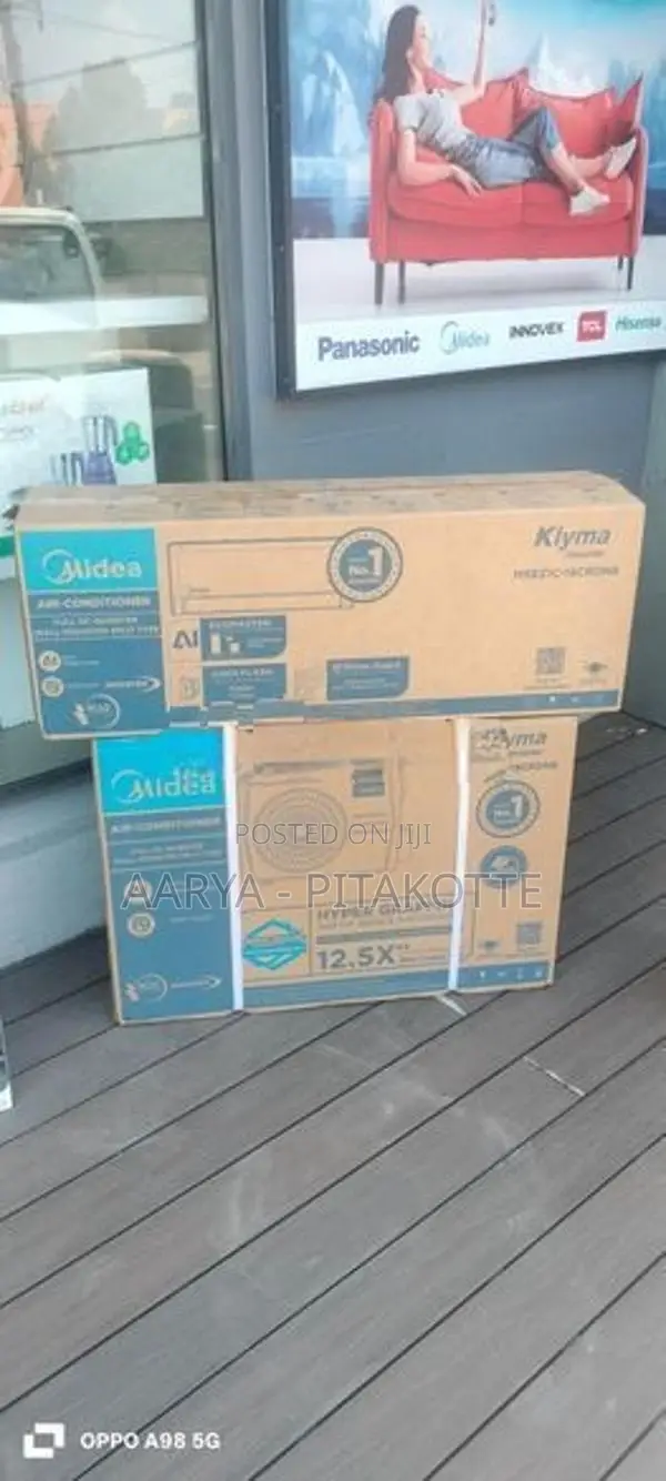Midea Air Conditioner 12000BTU - inverter
