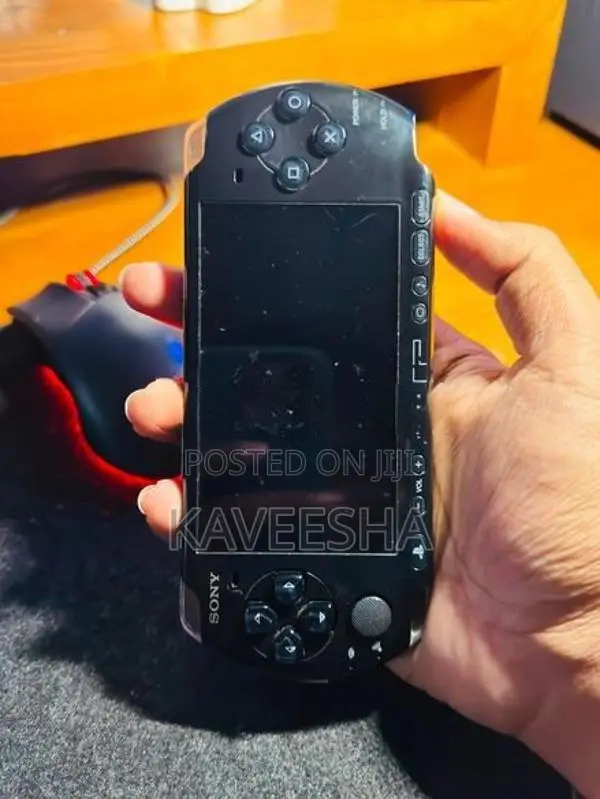 Sony PSP-3004 Consoles