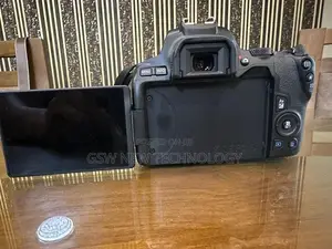 Canon EOS 250D DSLR Camera
