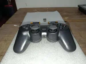 Wireless Gaming Controller with Gamepad