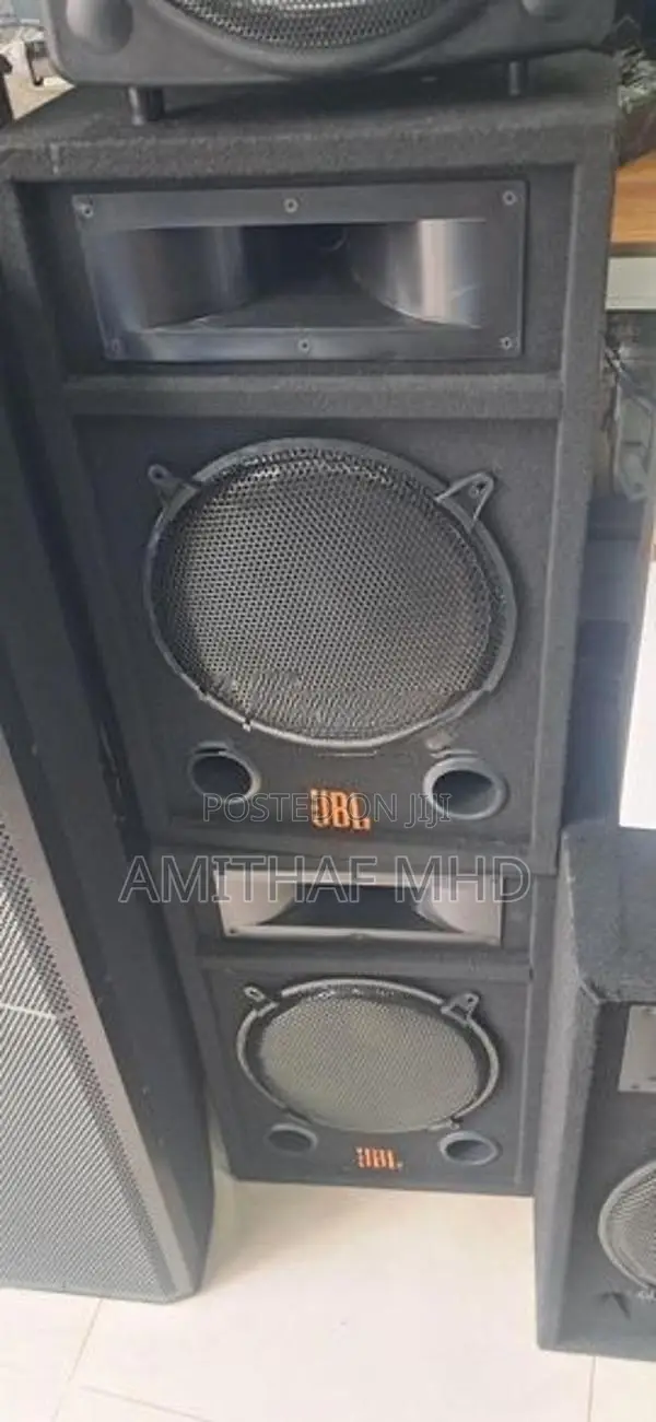 12" Buffel Box