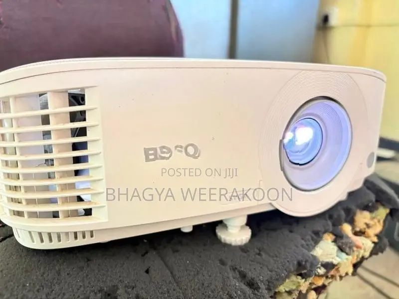 BenQ MS550 Projector