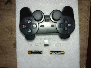 Wireless Gaming Controller with Gamepad