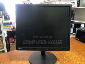 Samsung 19” Square Monitor