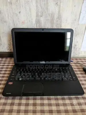 Toshiba Sattelite C850D Laptop