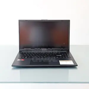 AMD Ryzen 5-7520U 8GB DDR5 RAM 512GB NVMe SSD