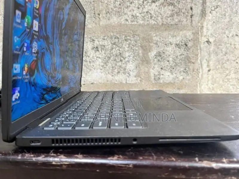 Dell Latitude 7420 | Core i5 11th Gen 16GB Ram 512GB SSD