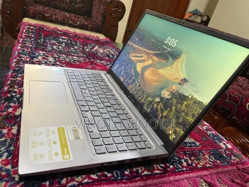Laptop