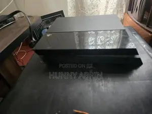 PS4 500GB Standard Edition