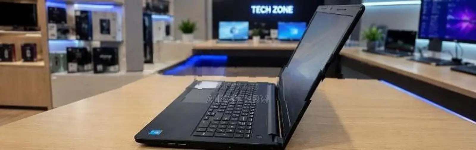 Dell Inspiron 15 Laptop i3