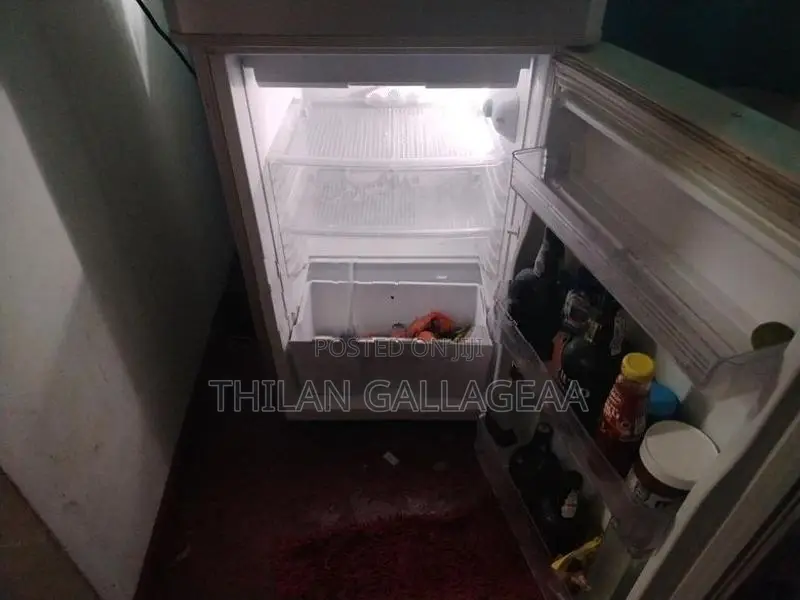 Innovex Fridge 180L