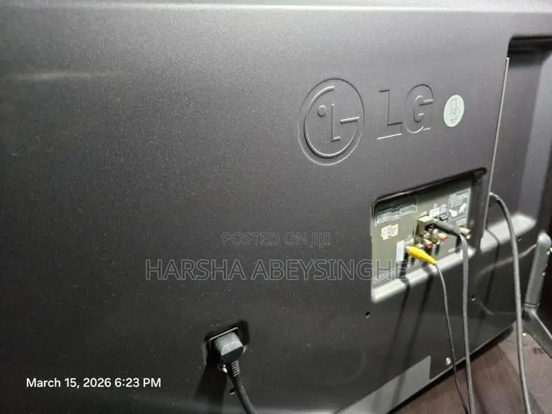 LG LED Smart TV 43"