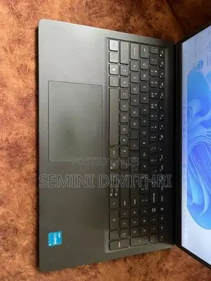 Dell Vostro 15 3510 Intel Core i3 11th Gen 8GB RAM Windows 11 Pro