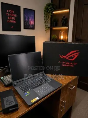 ASUS ROG Strix G16 RTX 5080