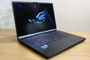 ASUS ROG Zephyrus G16 INTEL i7 13650H 8GB RTX Nvidia GeForce 4070 Gami