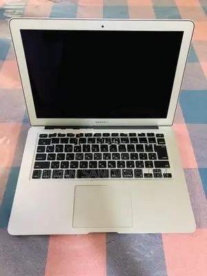 Apple MacBook Air 2011 (Core i5 / 4GB RAM 128GB SSD)