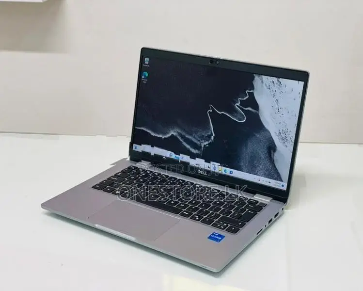 Dell Latitude 5320 i5 11th Gen Xe Graphics 16GB RAM