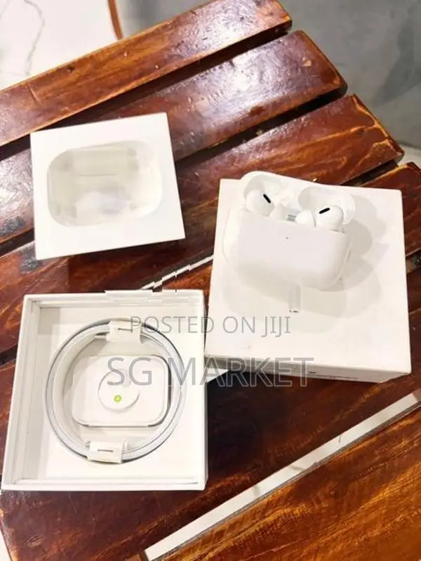 Airpods Pro 2nd Generation with Magsafe Charging Case