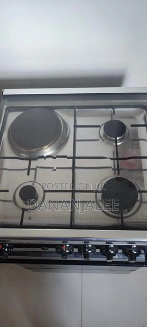 Electric Oven with 3 Gas Burners and Hot Plate