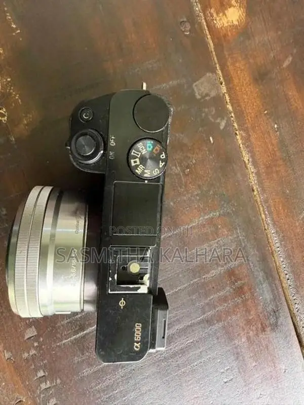 Sony a 6000