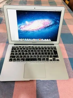 Apple MacBook Air 2011 (Core i5 / 4GB RAM 128GB SSD)