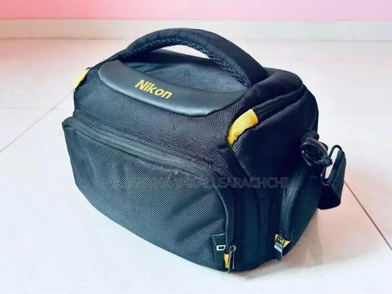 Nikon D7500 with 18-140mm Lens
