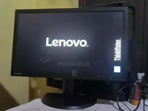 Lenovo 22 LED FullHD Monitor