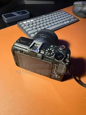 Canon EOS R50 V Mirrorless Camera