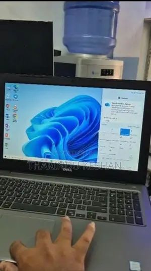 Dell Inspiron 5567