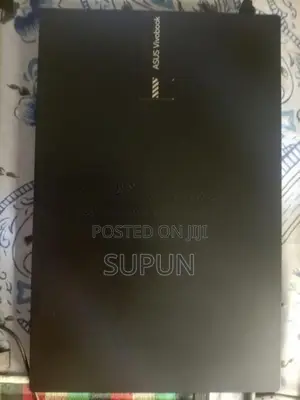 Asus Vivobook 15 i3 13th gen 8GB Ram 256 SSD
