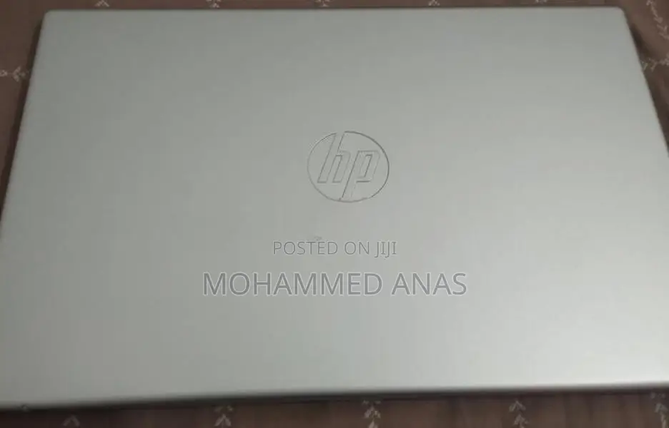 HP 15-FC0146DX-Ryzen 5 8GB RAM 512GB NVME