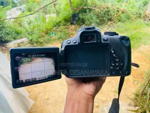 Canone EOS 700D
