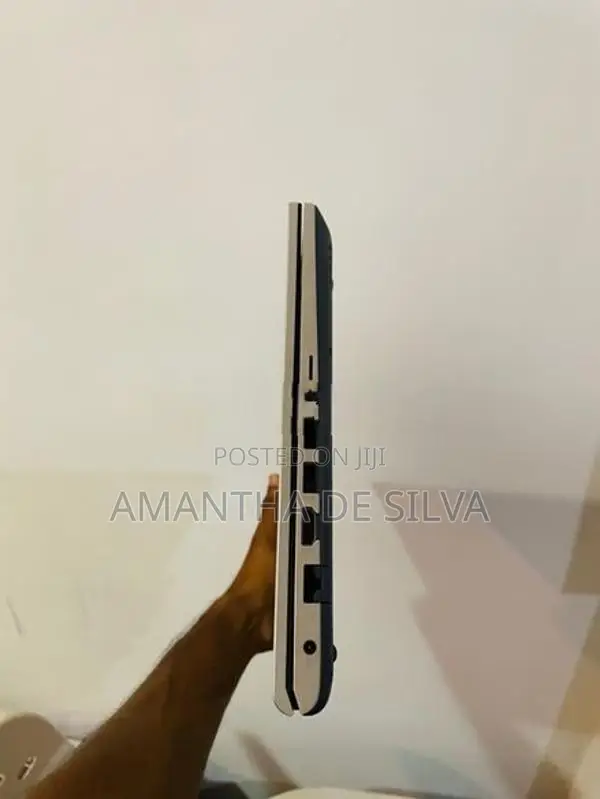 Asus Vivobook Laptop