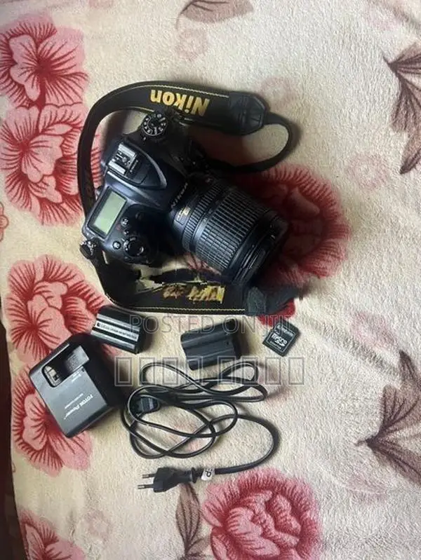 Nikon D7100 DSLR Camera