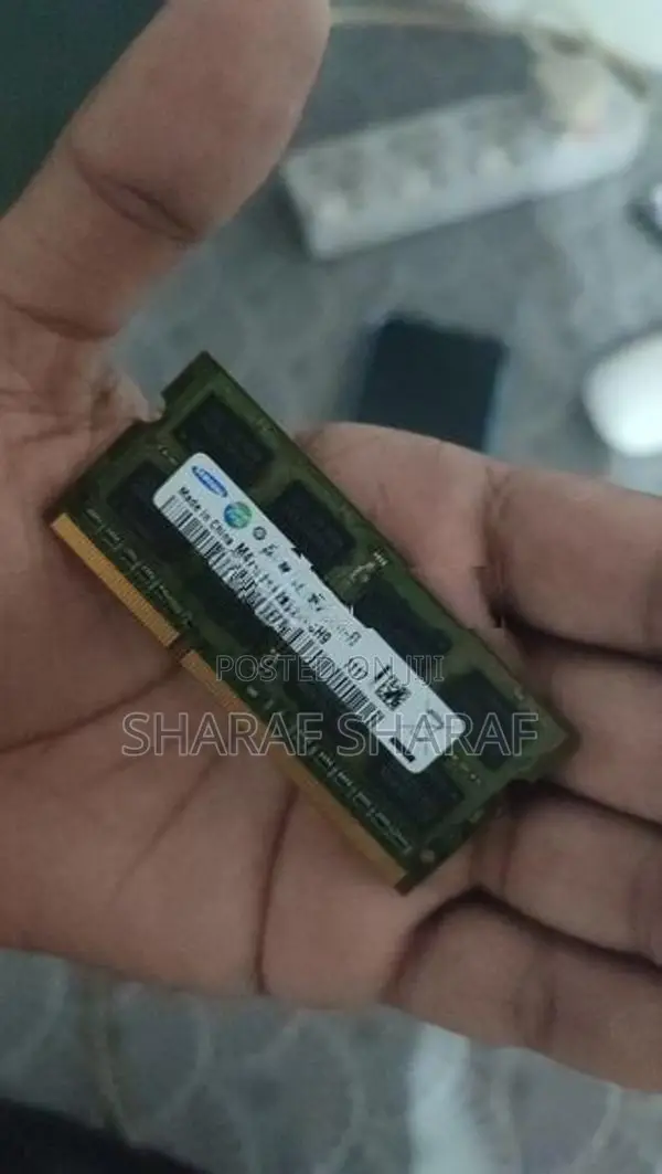 Samsung 4GB DDR3L RAM