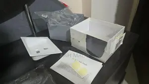 HTC 5G Hub Router with Access Point