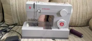 SINGER HEAVY DUTY SEWING MACHINE