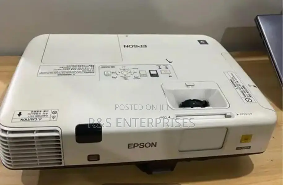 EB1915 Epson Daylight Projector