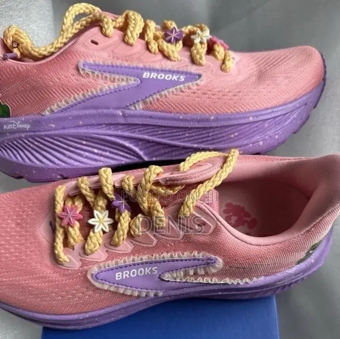 WDW 2026 RunDisney Brooks Ghost 17 Rapunzel Princess Shoes Womans