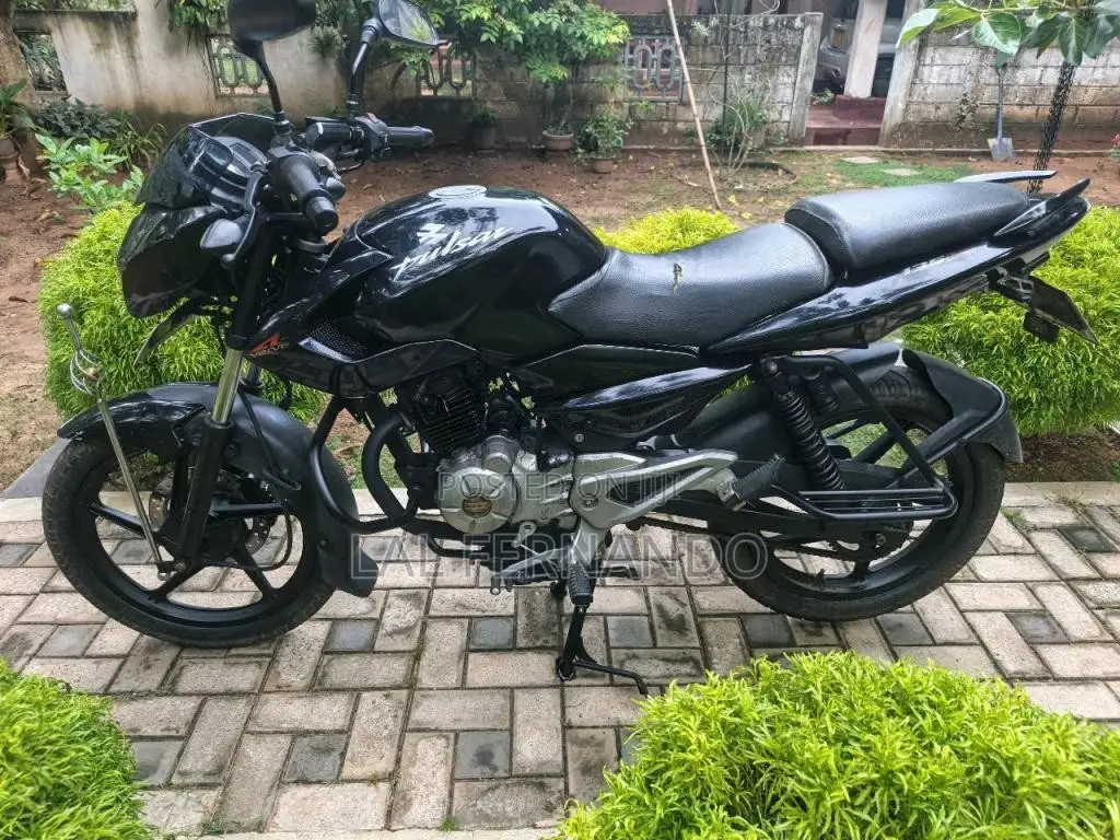 Bajaj Pulsar 135 LS 2013 Motorbike (Used)