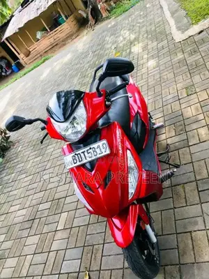 Hero Dash 2017 Motorbike (Used)